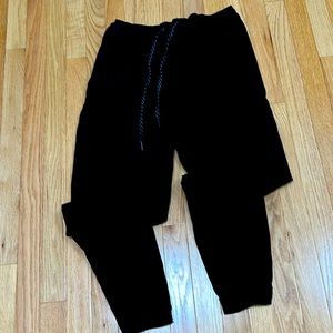 RSQ Men’s joggers. Black